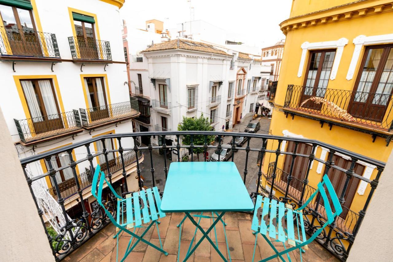 Cathedral Apartment, Upper Floor Apartment Seville Exterior photo