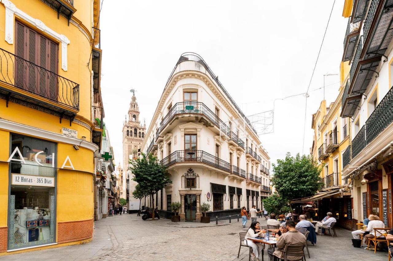 Cathedral Apartment, Upper Floor Apartment Seville Exterior photo