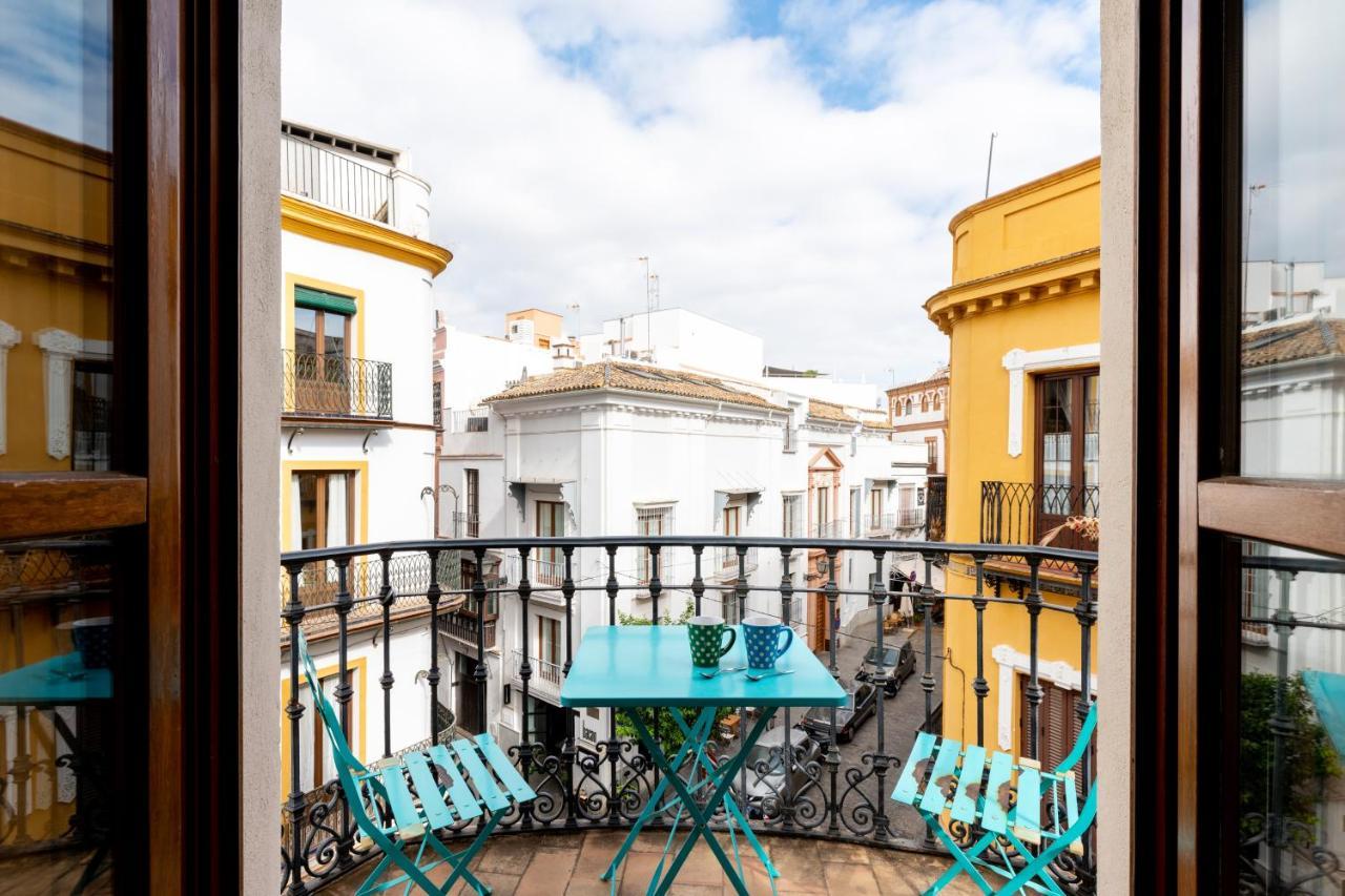 Cathedral Apartment, Upper Floor Apartment Seville Exterior photo